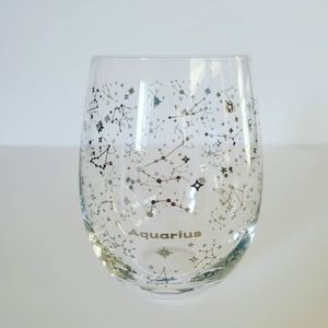AQUARIUS Glass Wine Glass